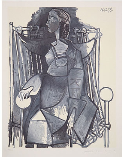 Femme Assise dans un Fauteuil Tresse